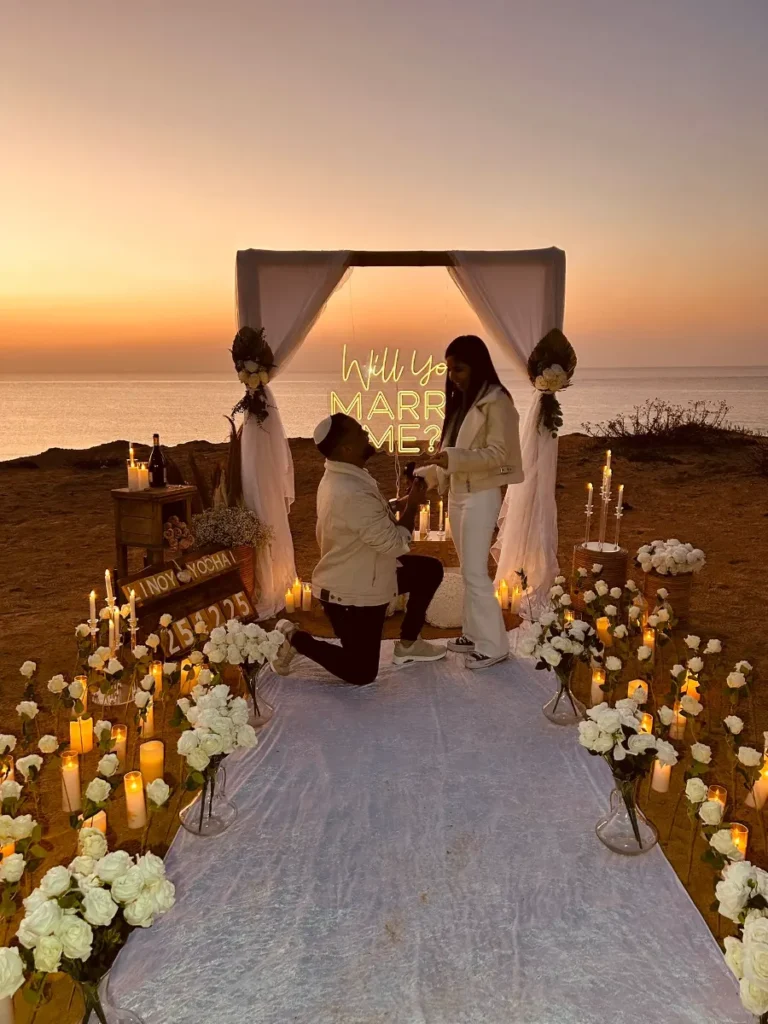 הצעת נישואין דתית בשקיעה